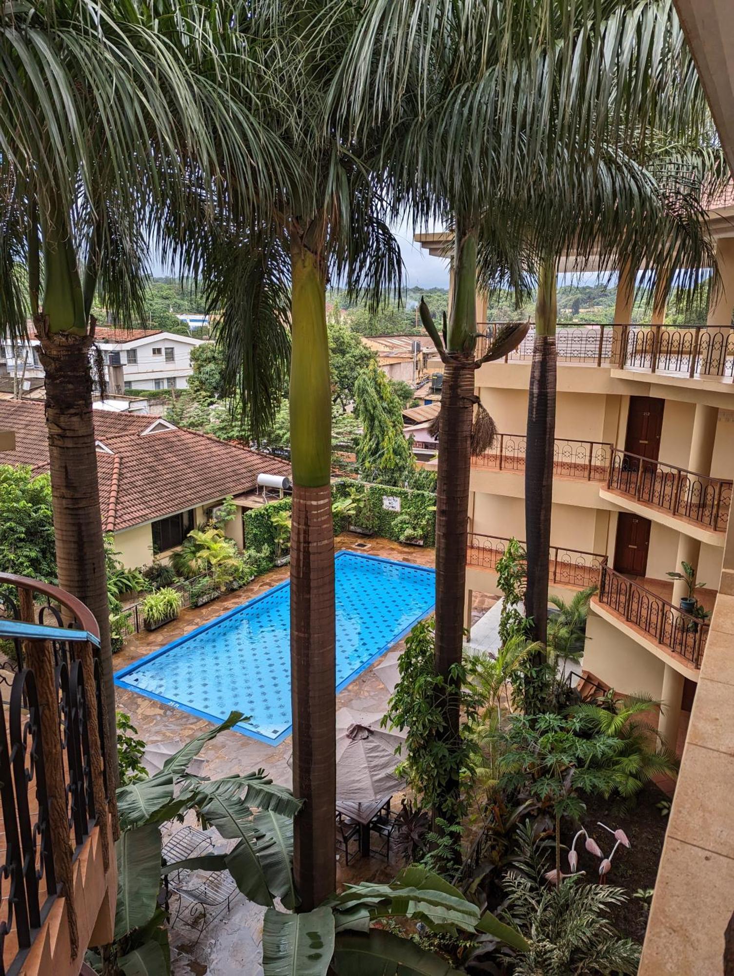 Parkview Inn Moshi Buitenkant foto